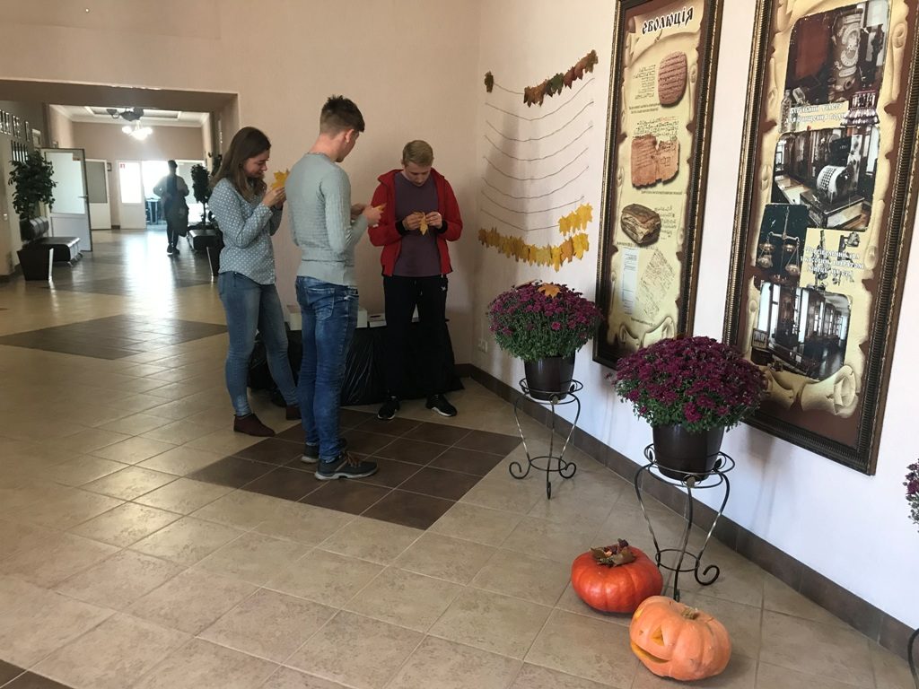 15 октября 2019  участвовали в организации празднования Дня казачества и праздника Покрова.